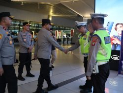 Kapolda Metro Jaya Cek Kesiapan Pengamanan Nataru di Bandara Soekarno-Hatta, Layanan Antar-Terminal Disiagakan