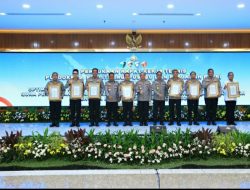 WAKAPOLRI BUKA RAKERNIS EMPAT FUNGSI PUSAT POLRI 2026, TEGASKAN PENGUATAN ORGANISASI DAN BERI PENGHARGAAN IKPA TERBAIK