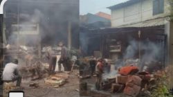 Pengusaha Besi Jalan Platuk Disorot Aliansi Pengguna Jalan, Kinerja Wali Kota Makin Dipertanyakan