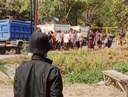 Akibat Jalan Di tutup, Keributan dan Kemacetan Tak Terhindarkan
