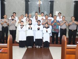 Minggu Kasih di Gereja Ratu Rosari, Kapolresta Malang Kota Membangun Kebiasaan Saling Mengingatkan dan Ajak Para Jemaat Meningkatkan Kewaspadaan