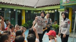 Lewat Polisi Sahabat Anak, 14 Samsat di Wilayah Hukum Polda Metro Jaya Kenalkan Sisi Ramah Polri